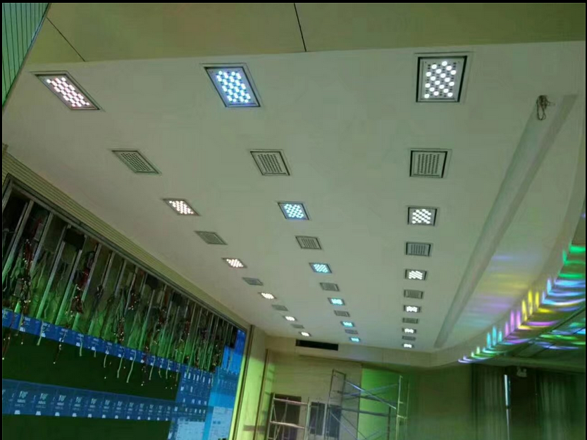 LED嵌入式三基色会议灯效果图