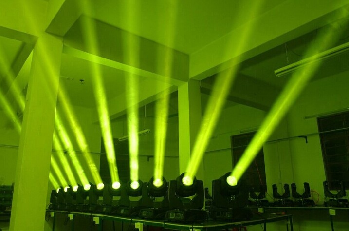 光束灯在表演区怎么布置效果图